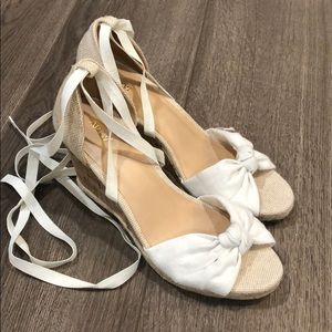 White wedges